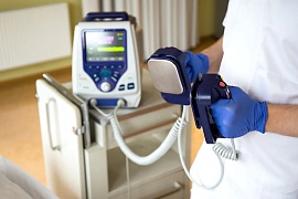 Ростех поставил в регионы партию дефибрилляторов с голосовым помощником