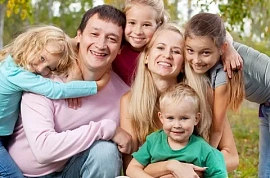 Многодетные семьи смогут подтверждать льготы QR-кодом через приложение MAX